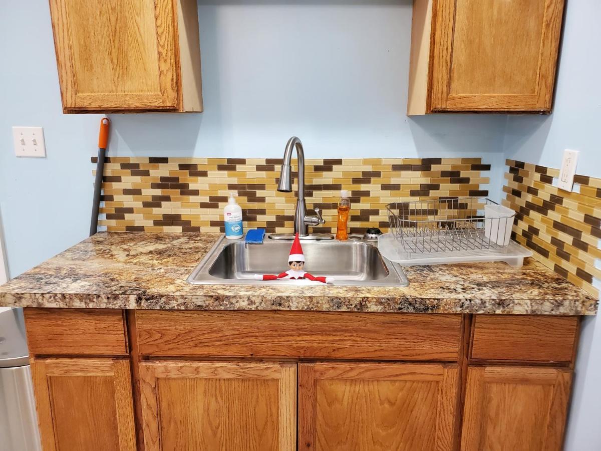 6 Minutes From The Falls! Spacious 2Nd Floor Apartment Sleeps 5 Niagarawatervallen Buitenkant foto