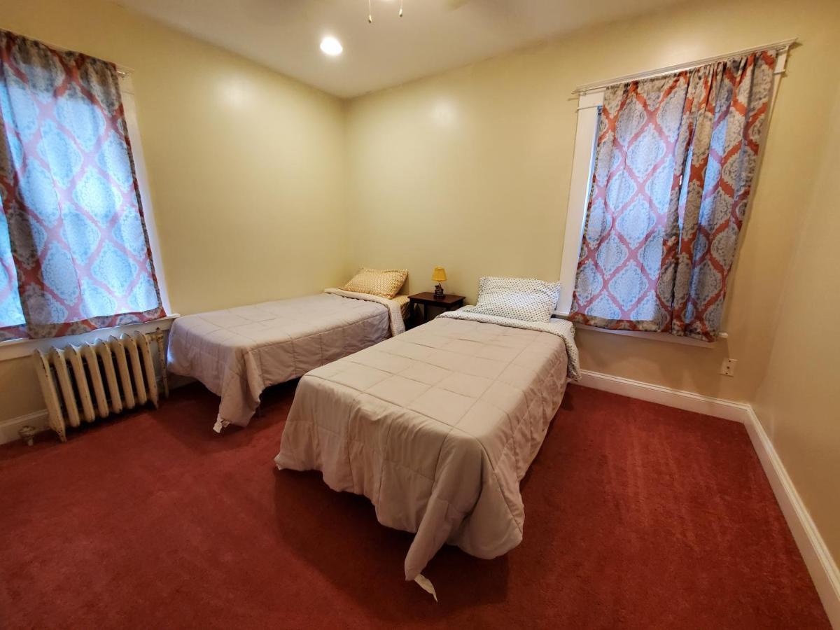 6 Minutes From The Falls! Spacious 2Nd Floor Apartment Sleeps 5 Niagarawatervallen Buitenkant foto